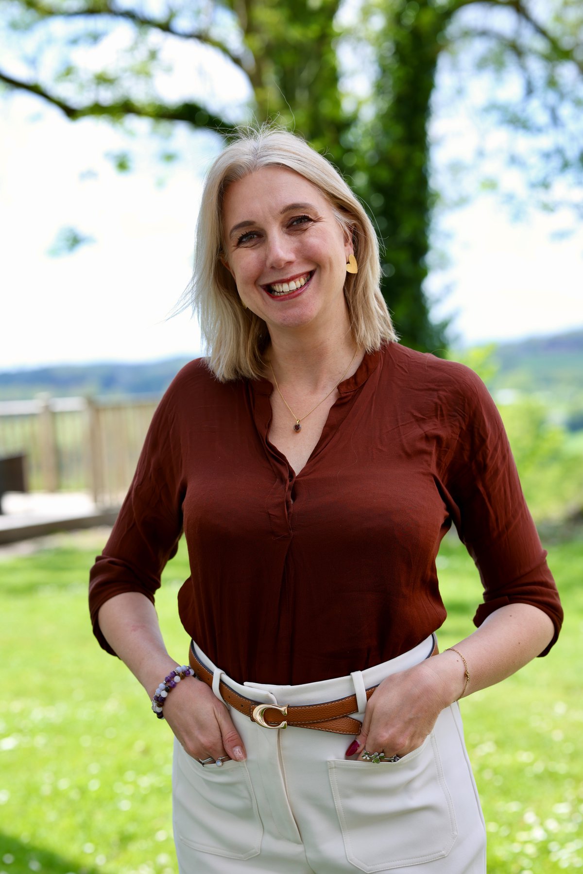 Portrait of Laura Davies, Founder & Managing Director of Marshall Harmony
